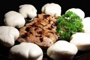 烤鴨胸配荷葉包 烤鴨胸配荷葉包