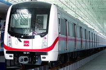 西安捷運2號線列車DKZ17，綽號“紅毛蟲”