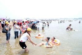 金沙湖淡水沙灘浴場 金沙湖淡水沙灘浴場