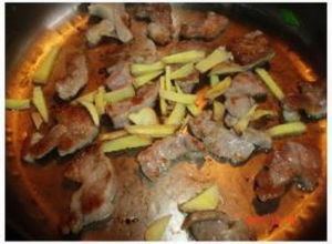 姜蒜生煎豬頸肉 姜蒜生煎豬頸肉