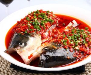 剁椒花鰱魚頭 剁椒花鰱魚頭