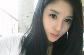 彭程程[酒吧美女老闆]