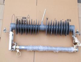 跌落保險 跌落保險