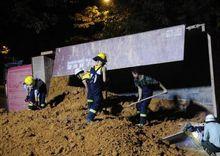 8&middot;1深圳泥頭車側翻事故