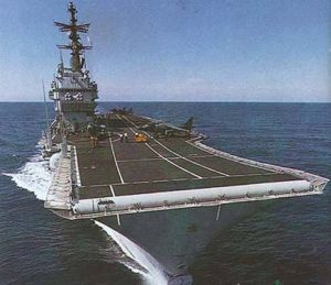 雅典王子號輕型航母