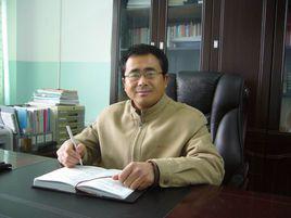 王鋒[湖北工程學院經濟與管理學院黨總支書記]