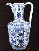 明宣德景德鎮窯青花折枝花紋執壺 明宣德景德鎮窯青花折枝花紋執壺