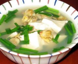 蛤蜊韭菜湯