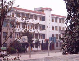 召市國小 召市國小