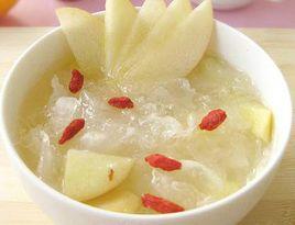 冰糖枸杞銀耳湯 冰糖枸杞銀耳湯