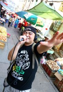 青島小強 青島小強