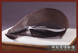 西漢漆纚紗冠 西漢漆纚紗冠