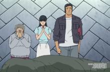 朋友們向元子的遺體告別