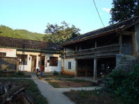 慢卡村村委會辦公樓