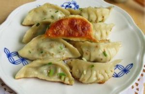 牛肉芹菜煎餃 牛肉芹菜煎餃