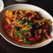 紅綠搭配炒雞胗