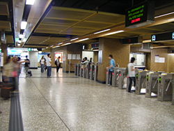 （圖）上環站A-D出口大堂