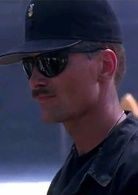 約翰&middot;詹姆斯&middot;厄蓋爾