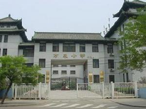 北校區民族特色校門