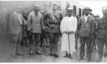 鄭州會議與會者合影（前排左二于右任）1927