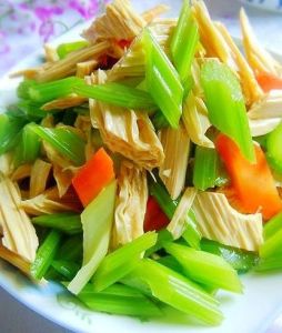 香芹拌腐竹 香芹拌腐竹
