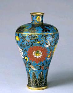 掐絲琺瑯纏枝蓮紋梅瓶 掐絲琺瑯纏枝蓮紋梅瓶