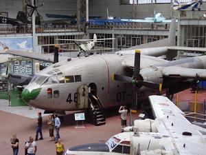 C-119“飛行車廂” C-119“飛行車廂”