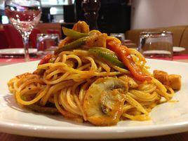 意大利麵: 50道傳統義式輕料理 意大利麵: 50道傳統義式輕料理