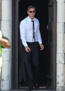 錘哥現身《黑衣人外傳》片場