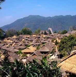 佤族寨村