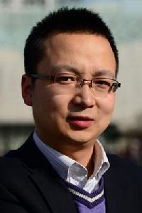 余勁[高中物理教師]