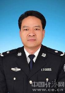 金虎[吐魯番市人民政府副市長]