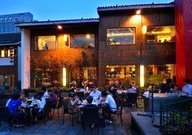 勝利河美食街 勝利河美食街