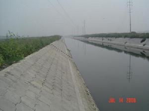 治理中的水門塘進水渠