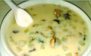 奶湯浸煮冬瓜粒 奶湯浸煮冬瓜粒