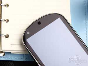 副攝像頭和聽筒