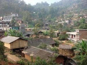 龍骨一村 龍骨一村