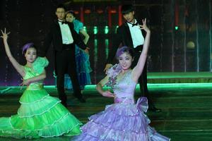 春江花月夜[揚州園林實景演出]