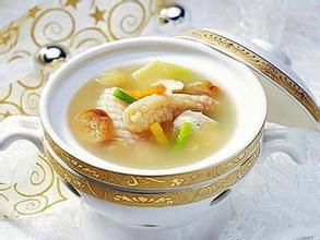 薯仔煲冬菇湯 薯仔煲冬菇湯