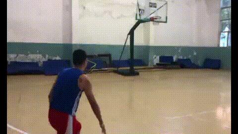 拉桿[籃球運動專用術語]