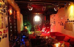 藍溪酒吧 藍溪酒吧