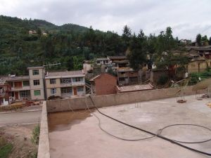 米加祿河邊隊村