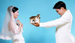 愛情和房子缺一不可，沒有愛情的婚姻是一幅空殼，沒有房子的愛情也難以長久