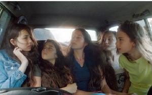 少女離家日記[2015年丹妮茲&middot;蓋姆澤&middot;厄古文執導電影]