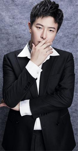 丁汀[中國內地男歌手]