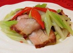 西芹炒臘肉 西芹炒臘肉