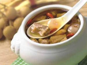 北芪當歸魚翅湯