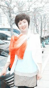 雷春[信陽籍女詩人、畫家]