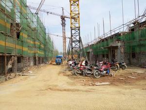 建設中的梁棠社區