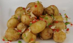 酸甜牛肉土豆丁 酸甜牛肉土豆丁